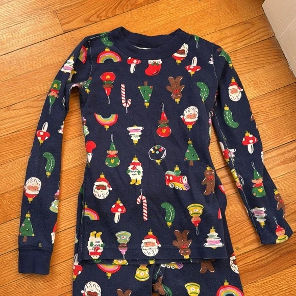 Hanna Andersson Size 10 child Holiday Pajamas/ good condition - Picture 2 of 5